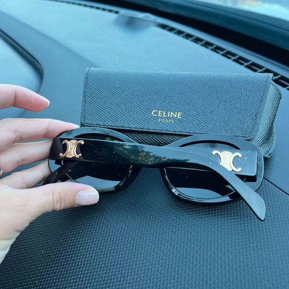 Triomphe Oval Celine Black Sunglasses - Picture 5 of 5